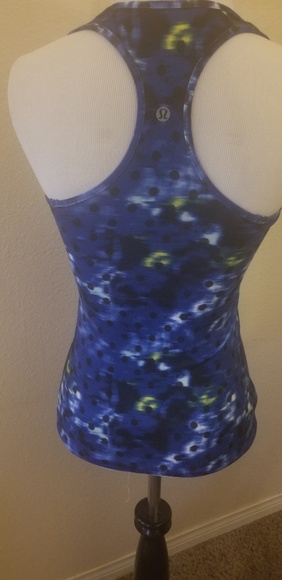 Lululemon Athletica Tank Top - Picture 2 of 3